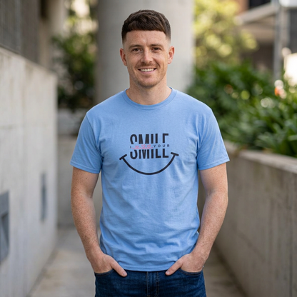 Camiseta de algodón grueso “SMILE” para hombre: camiseta motivadora para uso diario, regalos y vibras positivas.