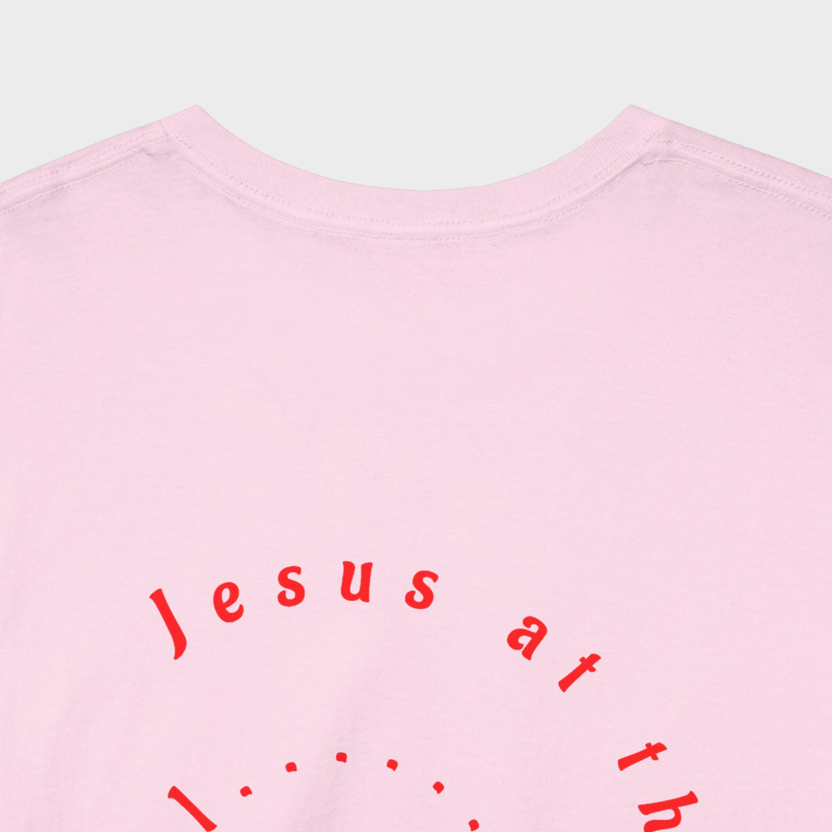 Camiseta "Jesús en el Corazón de Todo" para mujer: camiseta gráfica moderna para regalar, para usar en la calle y para el día a día.
